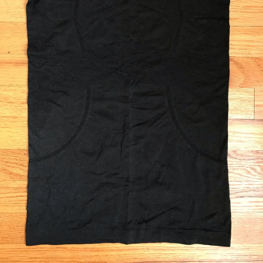 Lululemon Swiftly Tech Black Short Sleeve Shirt 6